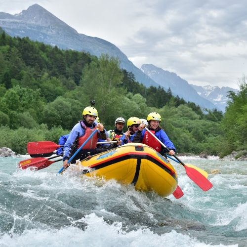 rafting-on-soca-bovec-aktivni-planet-5.jpg